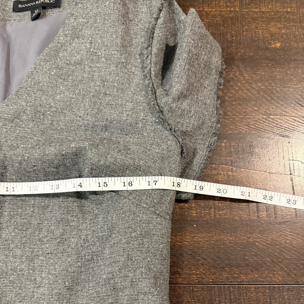 Banana Republic Gray Wool Blend V Neck Dress Size 12 - Picture 5 of 10